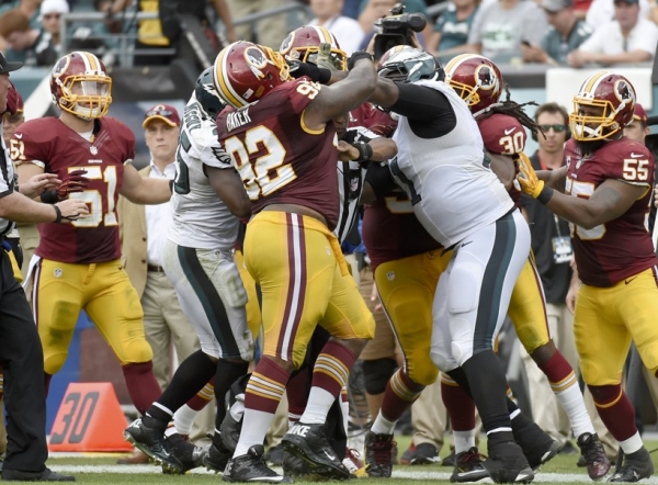 eagle-skins-brawl-over-nick-foles-2014